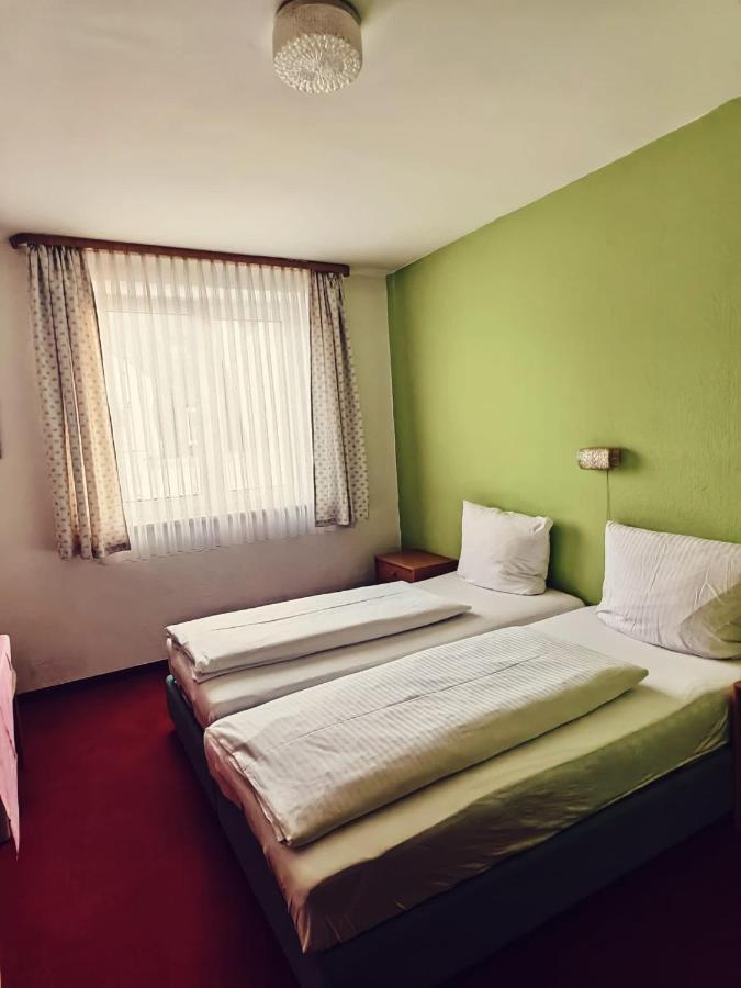 City Hotel Bauer Mit Aufzug With Elevator ニュルンベルク エクステリア 写真