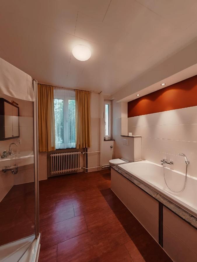City Hotel Bauer Mit Aufzug With Elevator ニュルンベルク エクステリア 写真